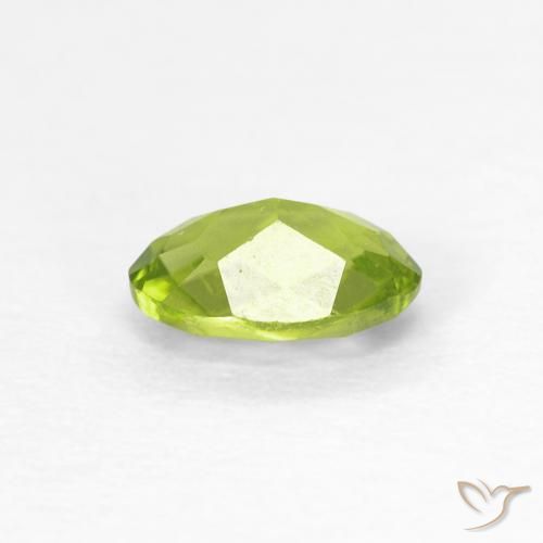 Peridoto Verde claro Natural 0.54ct, oval, VS