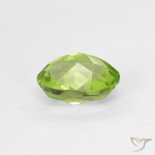 Peridoto Verde Vivo Claro Natural 0.70ct, oval, VVS-VS
