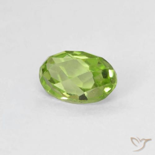 Peridoto Verde médio Natural 0.63ct, oval, VVS-VS