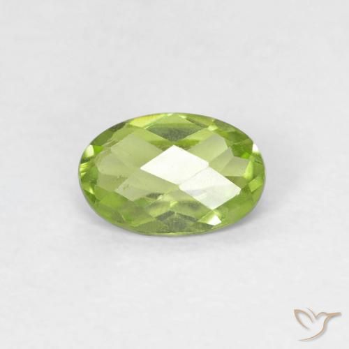 0.49ct Natural Verde Vivo Claro Peridoto, oval, VVS-VS