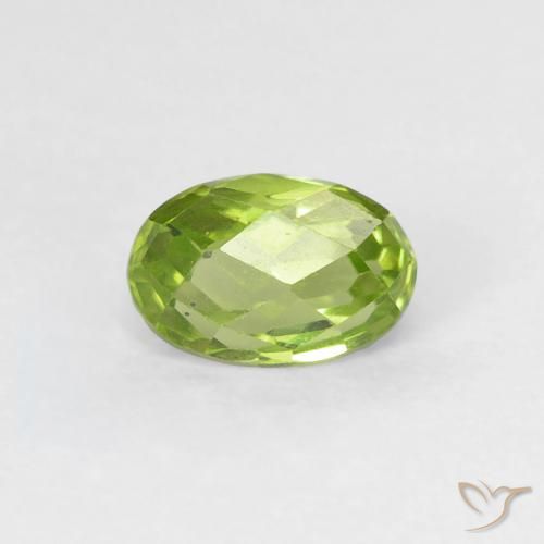 0.68ct Natural Verde claro Peridoto, oval, VVS-VS