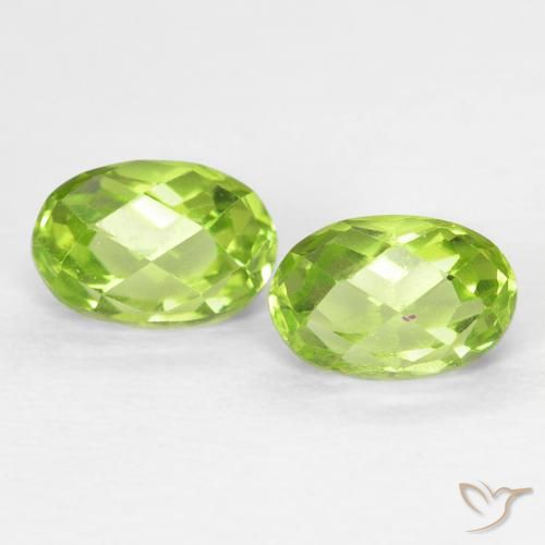 Pedras preciosas de Peridoto Verde médio natural de 1.36 ct, oval, VS