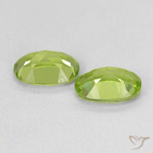 Pedras preciosas de Peridoto Verde médio natural de 1.81 ct, oval, VS