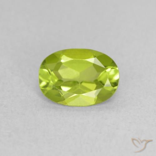 0.79ct Natural Verde amarelado Peridoto, oval, VVS-VS