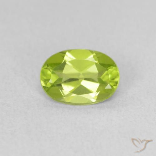 0.80ct Natural Verde médio Peridoto, oval, VVS-VS