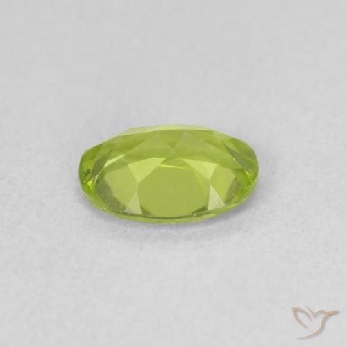 Peridoto Verde médio Natural 0.86ct, oval, VVS-VS