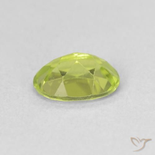 Peridoto Verde amarelado vivo Natural 0.87ct, oval, VS