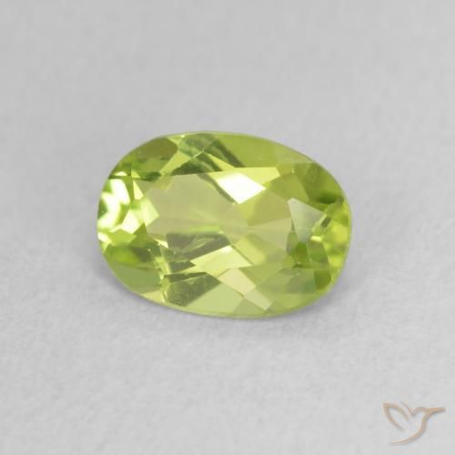 Peridoto Verde claro Natural 0.85ct, oval, VS