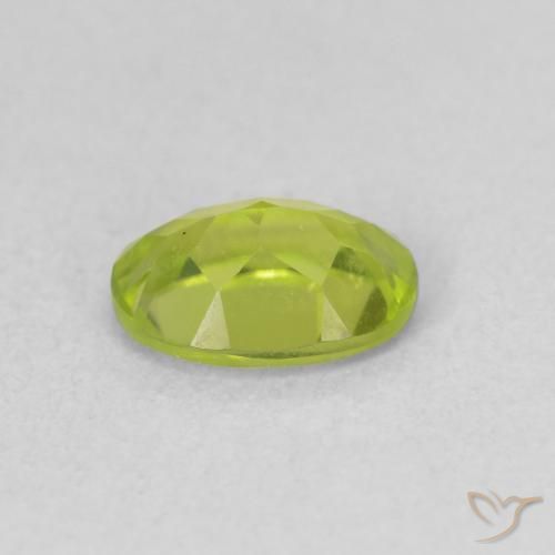 Peridoto Verde claro Natural 0.87ct, oval, VS