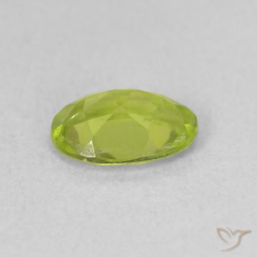Peridoto Verde amarelado vivo Natural 0.85ct, oval, VS