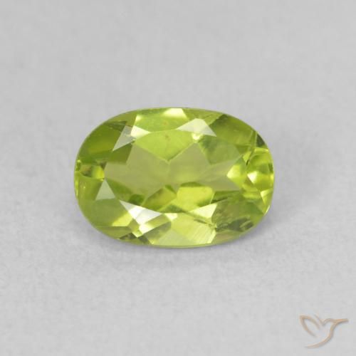 0.92ct Natural Verde amarelado Peridoto, oval, VS