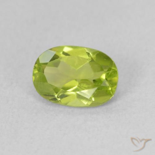 Peridoto Verde amarelado Natural 0.92ct, oval, VS