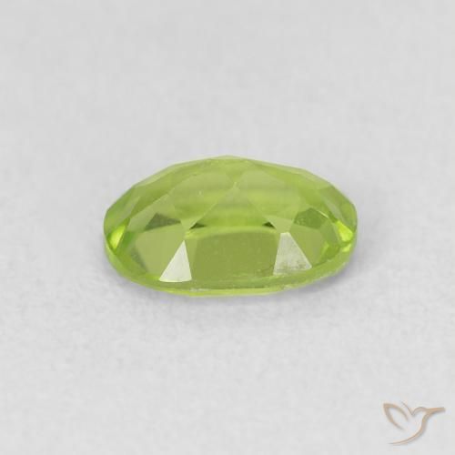 Peridoto Verde médio Natural 0.96ct, oval, VS
