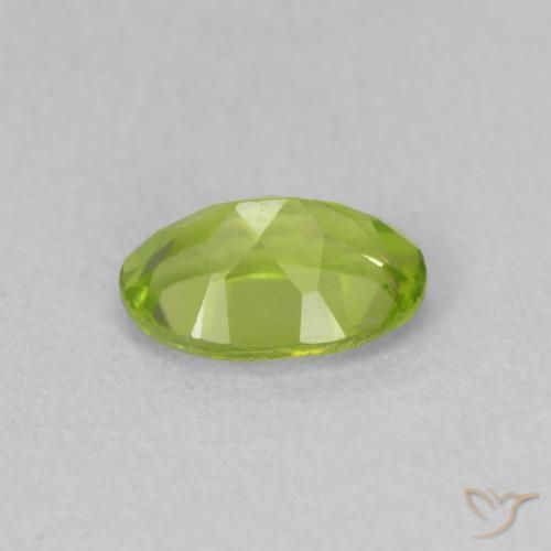 Peridoto Verde amarelado Natural 0.85ct, oval, VS