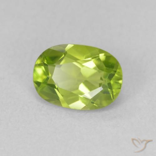 Peridoto Verde amarelado Natural 0.96ct, oval, VS
