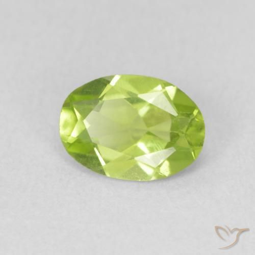 Peridoto Verde claro Natural 0.76ct, oval, VS