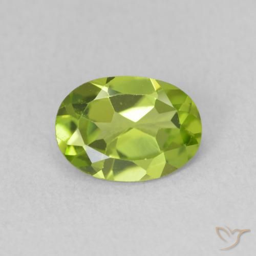 0.95ct Natural Verde médio Peridoto, oval, VS