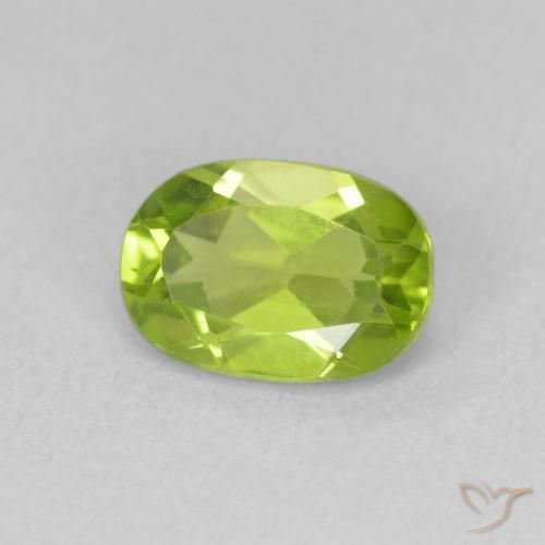 Peridoto Verde médio Natural 0.93ct, oval, VS