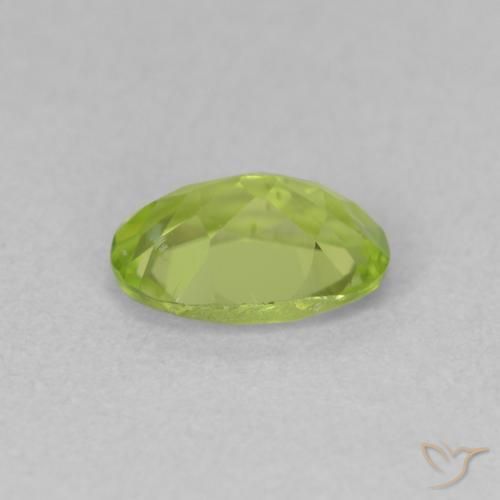 Peridoto Verde amarelado vivo Natural 0.84ct, oval, VS