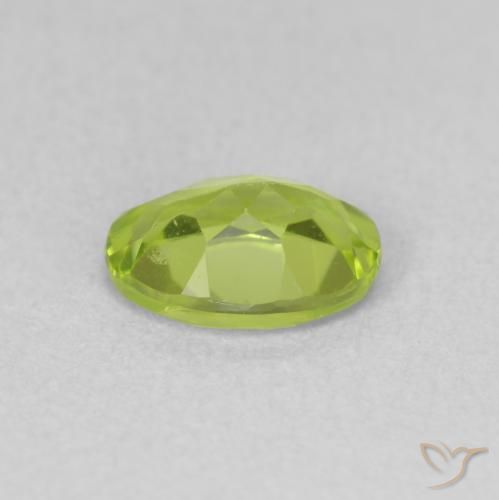Peridoto Verde médio Natural 1.07ct, oval, VVS-VS