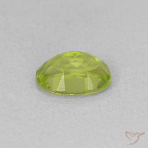 Peridoto Verde amarelado Natural 0.86ct, oval, VVS-VS