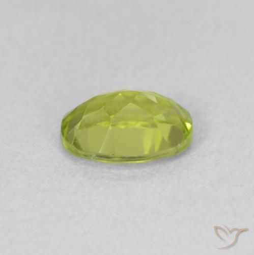 Peridoto verde vivo Natural 0.94ct, oval, VVS-VS