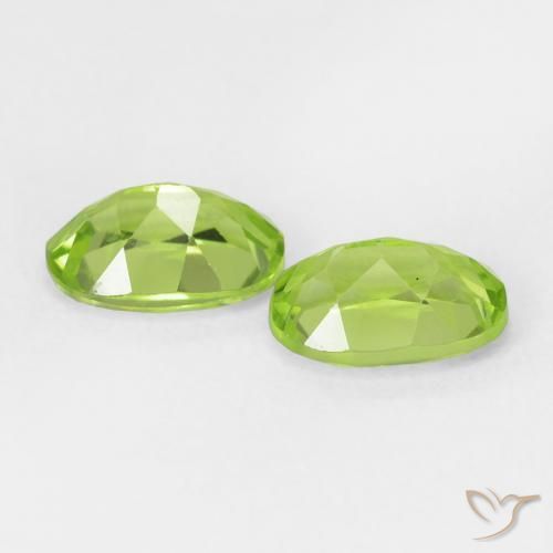 Pedras preciosas de Peridoto Verde médio natural de 1.91 ct, oval, VS