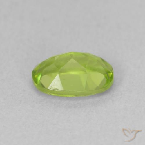 Peridoto verde vivo Natural 0.92ct, oval, VVS-VS