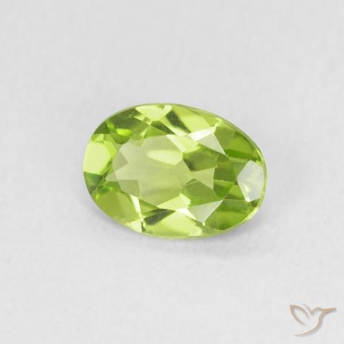 Peridoto Verde médio Natural 0.73ct, oval, VVS