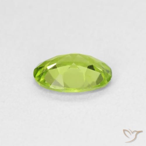 Peridoto Verde médio Natural 0.73ct, oval, VVS