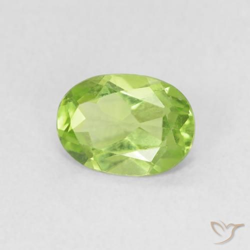 Peridoto Verde Vivo Claro Natural 0.78ct, oval, VVS