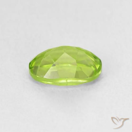 Peridoto Verde médio Natural 0.96ct, oval, VVS-VS