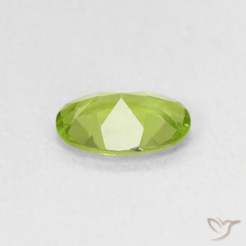 Peridoto Verde médio Natural 0.71ct, oval, VVS-VS