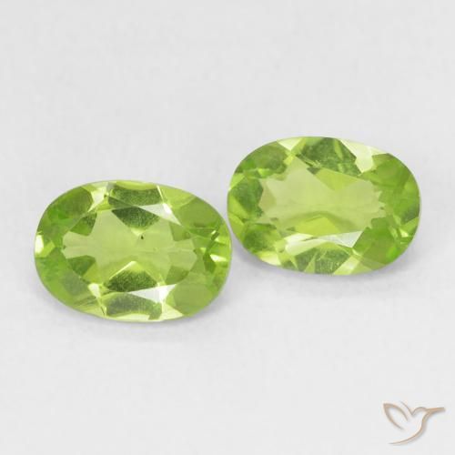 Pedras preciosas de Peridoto Verde Vivo Claro natural de 1.72 ct, oval, VS