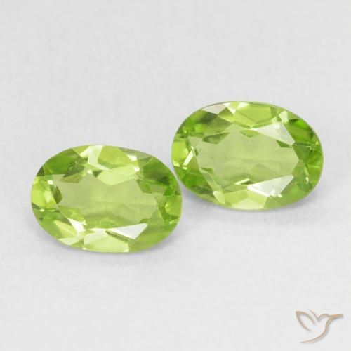 Pedras preciosas de Peridoto Verde Vivo Claro natural de 1.62 ct, oval, VS