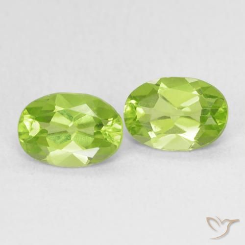 Pedras preciosas de Peridoto Verde Vivo Claro natural de 1.64 ct, oval, VS