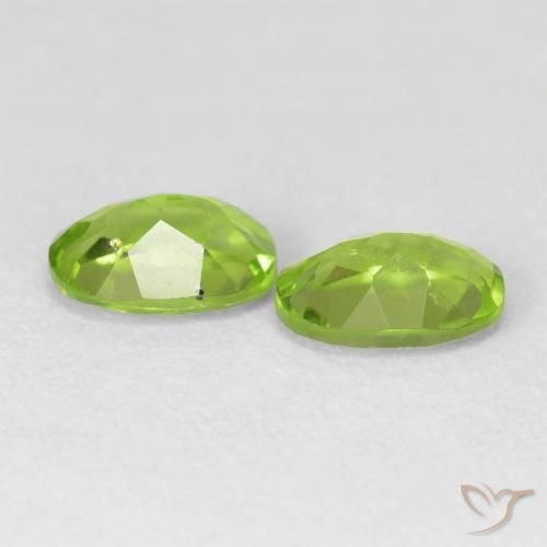 Pedras preciosas de Peridoto verde vivo natural de 1.84 ct, oval, VS