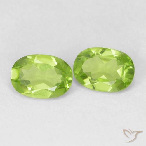 Pedras preciosas de Peridoto Verde médio natural de 1.67 ct, oval, VVS