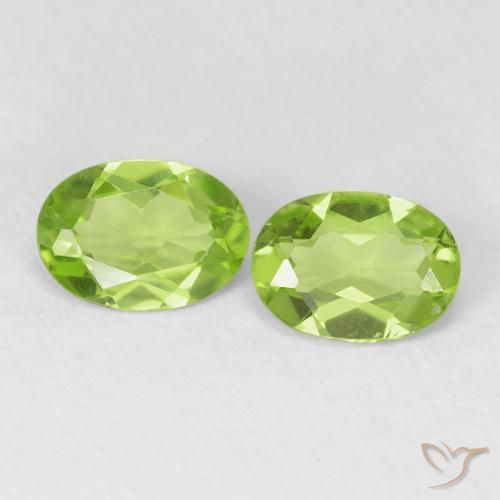 1.53ctw Natural Verde amarelado Peridoto, oval, VVS-VS