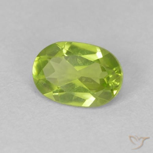 Peridoto Verde claro Natural 0.82ct, oval, VS