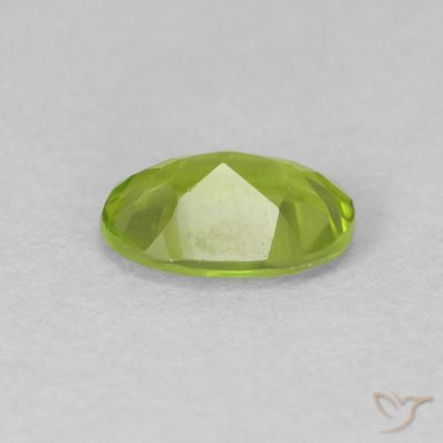 Peridoto Verde claro Natural 0.82ct, oval, VS