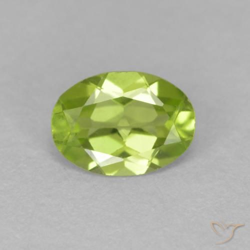 0.70ct Natural Verde Vivo Claro Peridoto, oval, VS
