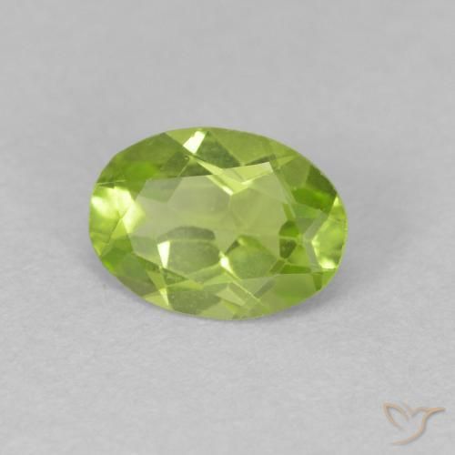 Peridoto Verde Vivo Claro Natural 0.70ct, oval, VS