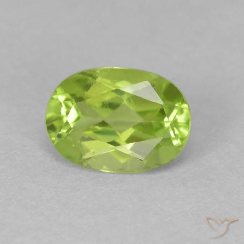 Peridoto Verde claro Natural 0.90ct, oval, VS