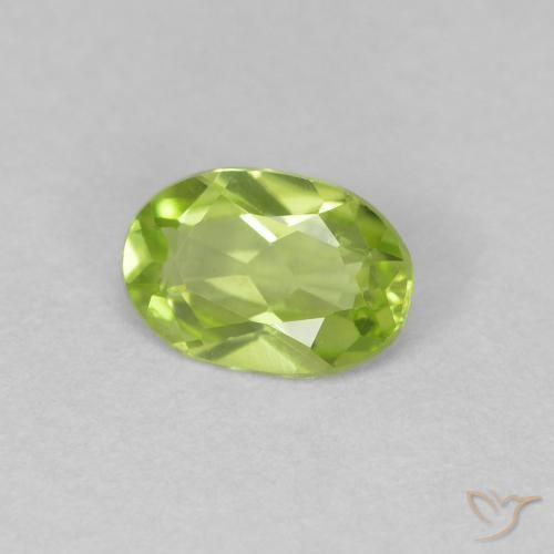 Peridoto Verde claro Natural 0.50ct, oval, VS