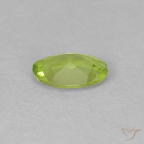 Peridoto Verde claro Natural 0.50ct, oval, VS