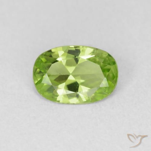 0.72ct Natural Verde amarelado Peridoto, oval, VVS-VS