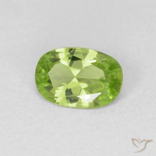 Peridoto Verde amarelado Natural 0.72ct, oval, VVS-VS