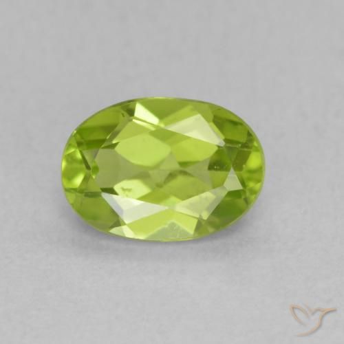 0.92ct Natural Verde médio Peridoto, oval, VS