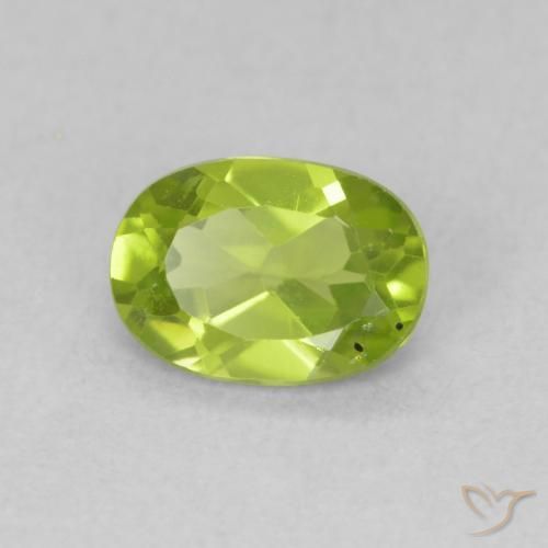 Peridoto Verde médio Natural 0.85ct, oval, VS